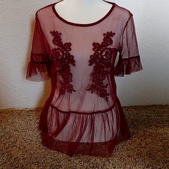 Lace application floral maroon peplum top size small - Picture 1 of 3